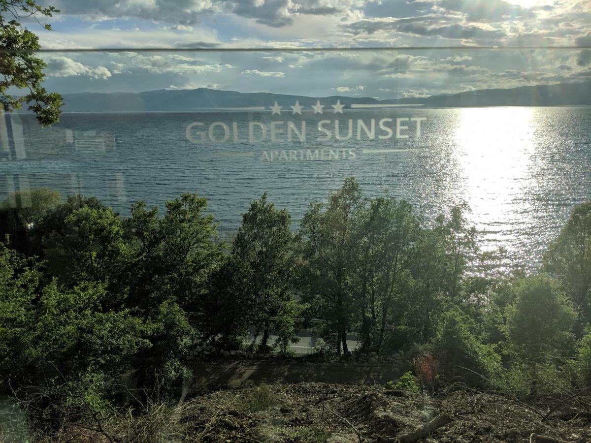 אוהריד Golden Sunset Apartments מראה חיצוני תמונה